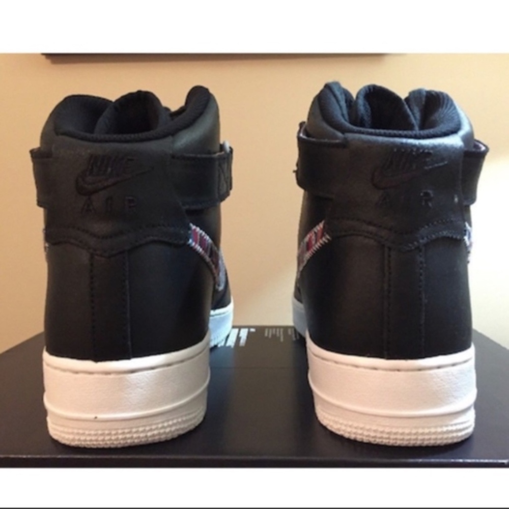 Men's Nike Air Force 1 LV8 High (Size 8.5) - Picture 6 of 8